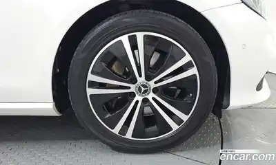 Mercedes-Benz E-Class 2020 2.0 гидро в Москве № 1617468, миниатюра 7