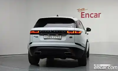 Land Rover Range-Rover Velar 2017 3.0 гидро в Москве № 1619608, миниатюра 4