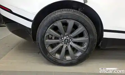 Land Rover Range-Rover Velar 2017 3.0 гидро в Москве № 1619608, миниатюра 5