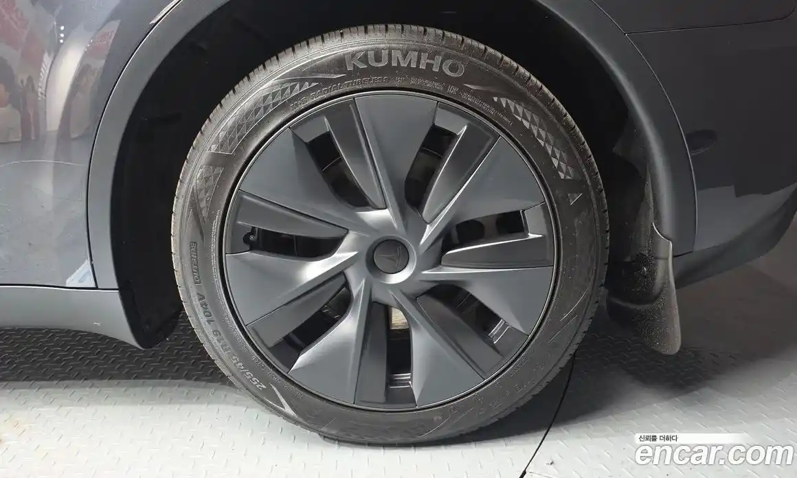 Tesla Model Y 2025 0.2 гидро, фото 7