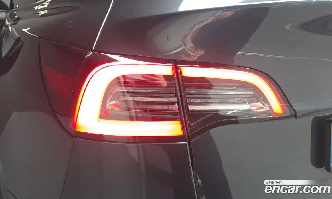 Tesla Model Y 2025 0.2 гидро, фото 9