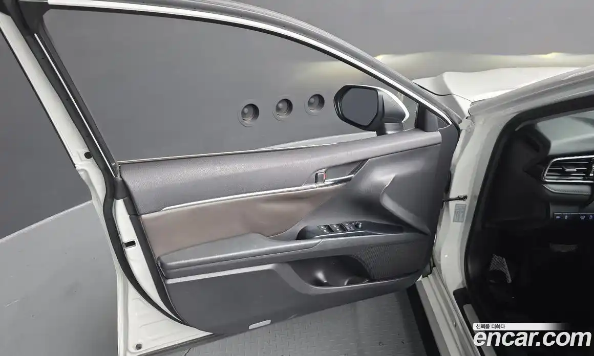 Toyota Camry 2019 2.5 гидро в Москве № 1624400, фото 14