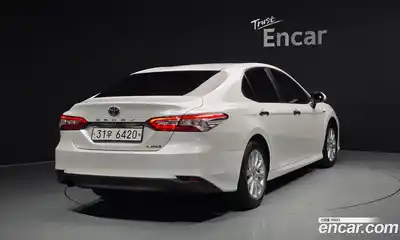 Toyota Camry 2019 2.5 гидро в Москве № 1624400, миниатюра 2