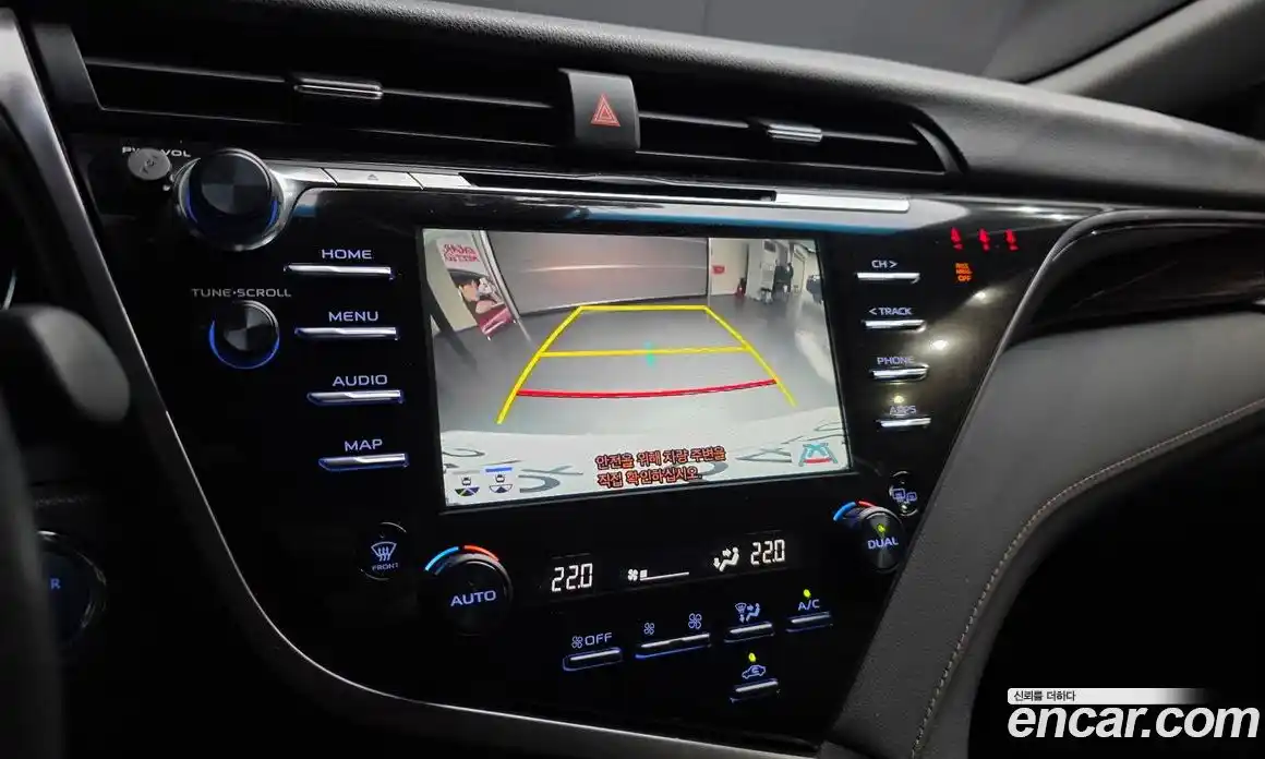 Toyota Camry 2019 2.5 гидро в Москве № 1624400, фото 21