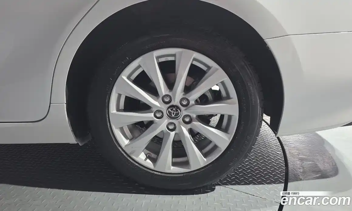 Toyota Camry 2019 2.5 гидро в Москве № 1624400, фото 7