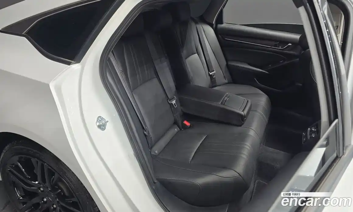 Honda Accord 2022 2.0 гидро в Москве № 1624534, фото 16