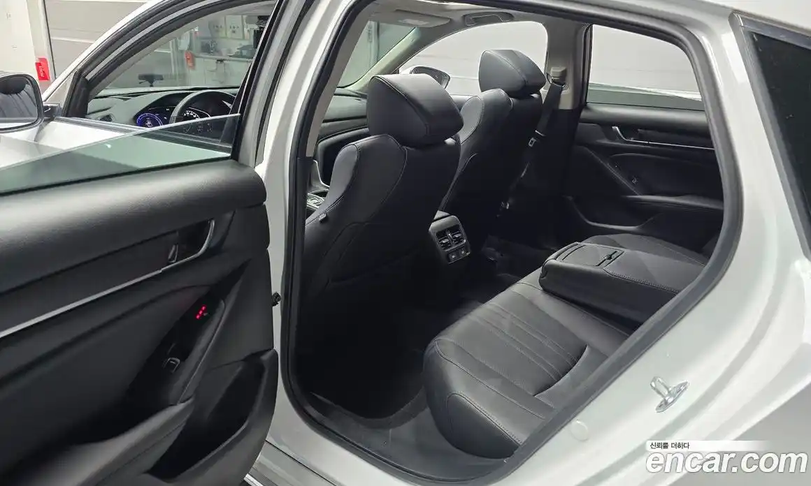 Honda Accord 2022 2.0 гидро в Москве № 1624534, фото 17