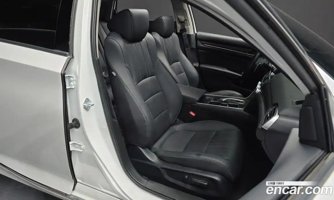 Honda Accord 2022 2.0 гидро в Москве № 1624534, фото 18