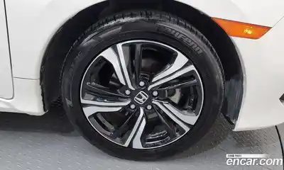 Honda Civic 2017 2.0 гидро в Москве № 1624599, миниатюра 6