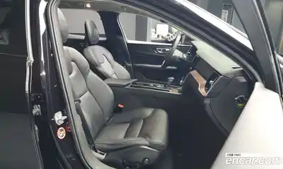 Volvo V60 2019 2.0 гидро в Москве № 164346, миниатюра 11