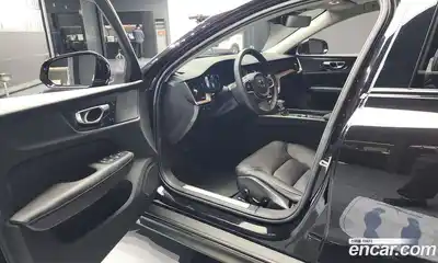 Volvo V60 2019 2.0 гидро в Москве № 164346, миниатюра 10