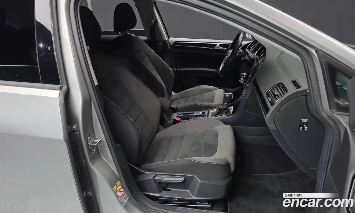 Volkswagen Golf 2014 1.6 гидро в Москве № 168867, фото 11