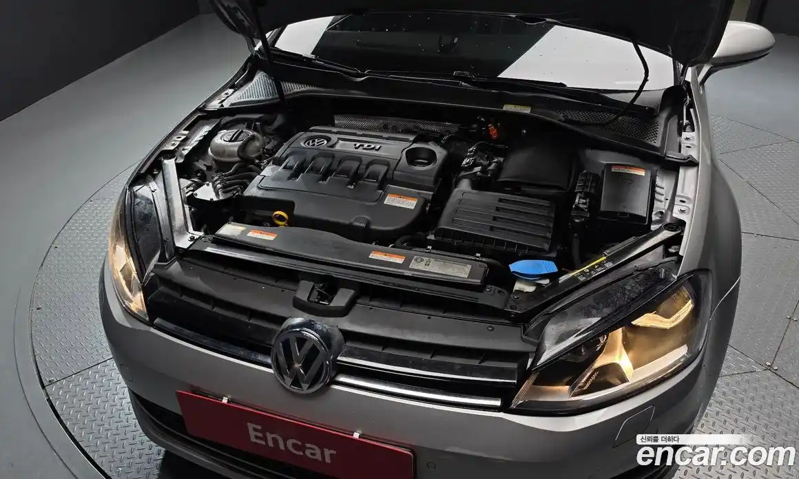 Volkswagen Golf 2014 1.6 гидро в Москве № 168867, фото 6
