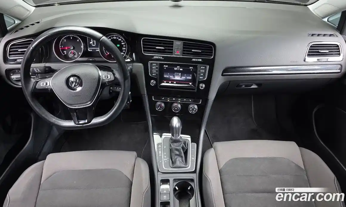 Volkswagen Golf 2014 1.6 гидро в Москве № 168867, фото 7