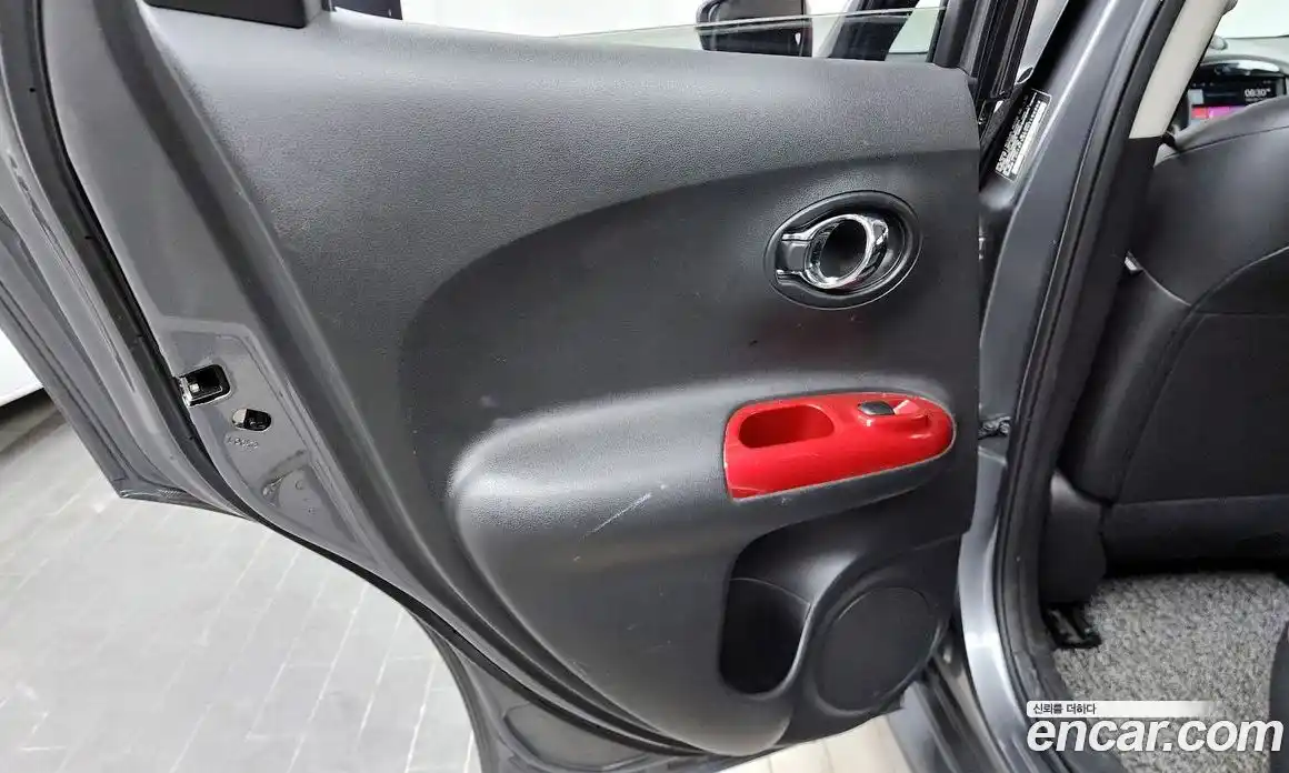 Nissan Juke 2017 1.6 гидро в Москве № 1692863, фото 15