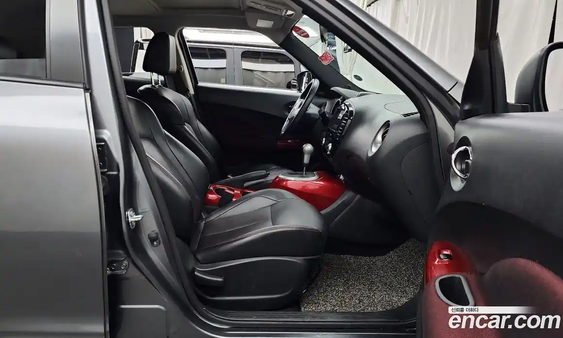 Nissan Juke 2017 1.6 гидро в Москве № 1692863, фото 17