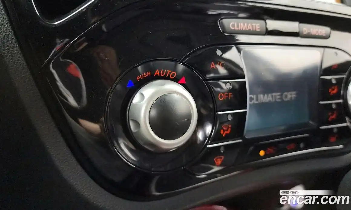Nissan Juke 2017 1.6 гидро в Москве № 1692863, фото 27