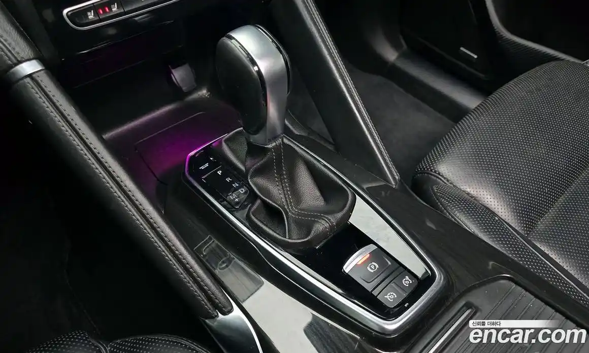 Renault QM6 2018 2.0 гидро в Москве № 1761348, фото 12