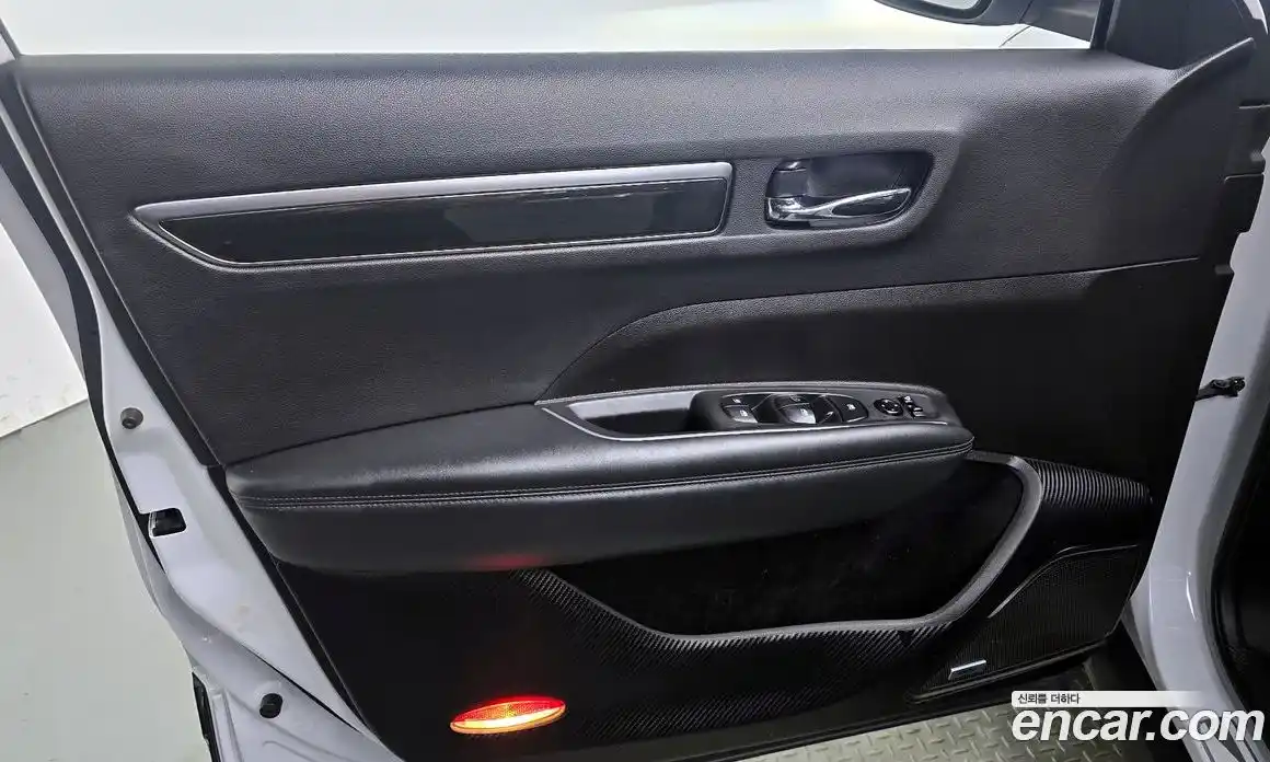 Renault QM6 2018 2.0 гидро в Москве № 1761348, фото 14