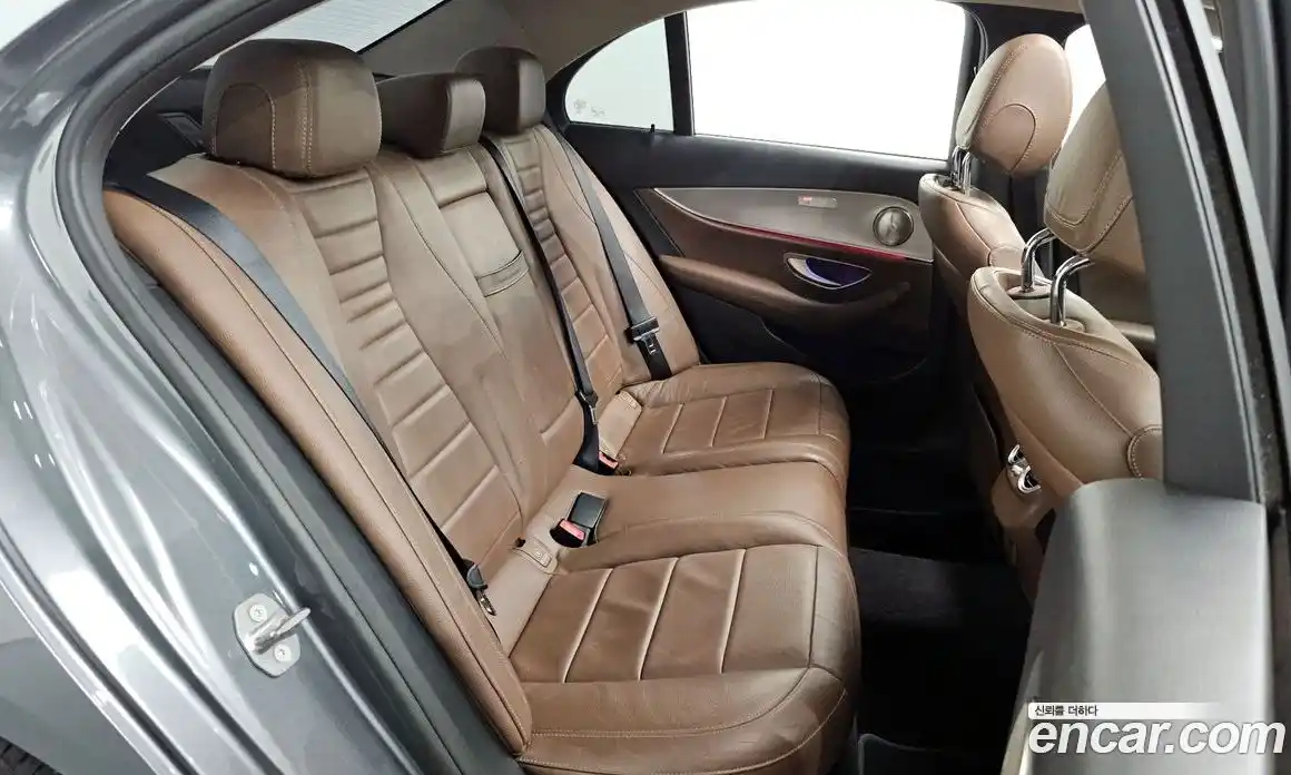 Mercedes-Benz E-Class 2018 2.0 гидро в Москве № 1762727, фото 17