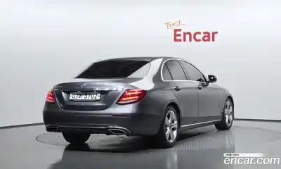 Mercedes-Benz E-Class 2018 2.0 гидро в Москве № 1762727, миниатюра 2