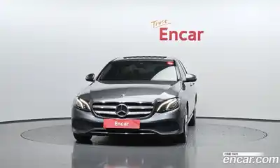 Mercedes-Benz E-Class 2018 2.0 гидро в Москве № 1762727, миниатюра 3