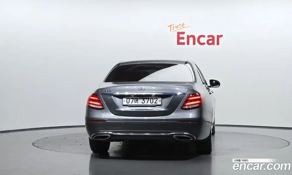 Mercedes-Benz E-Class 2018 2.0 гидро в Москве № 1762727, фото 4