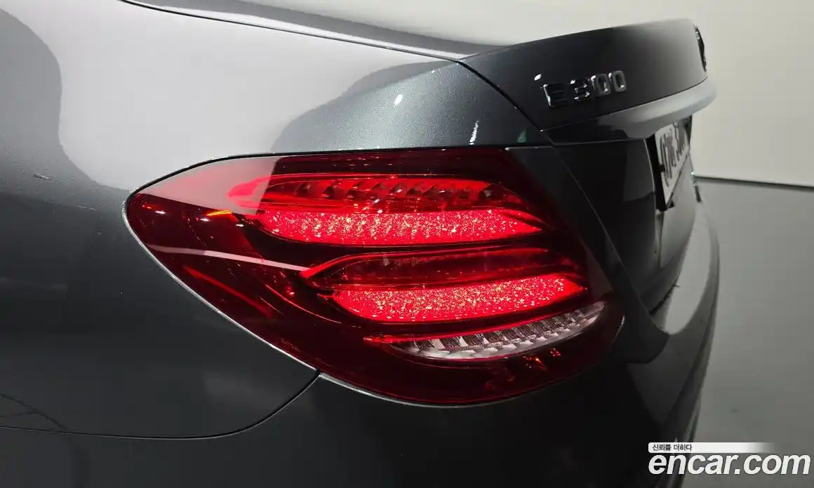 Mercedes-Benz E-Class 2018 2.0 гидро в Москве № 1762727, фото 9