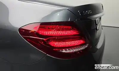 Mercedes-Benz E-Class 2018 2.0 гидро в Москве № 1762727, миниатюра 9