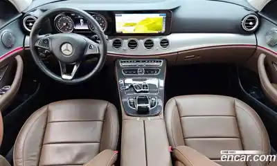 Mercedes-Benz E-Class 2018 2.0 гидро в Москве № 1762727, миниатюра 10