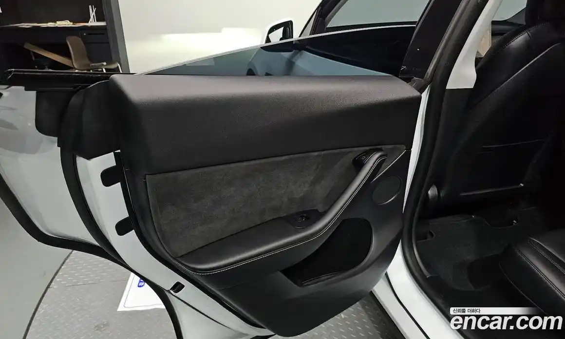 Tesla Model Y 2023 0.2 гидро, фото 14