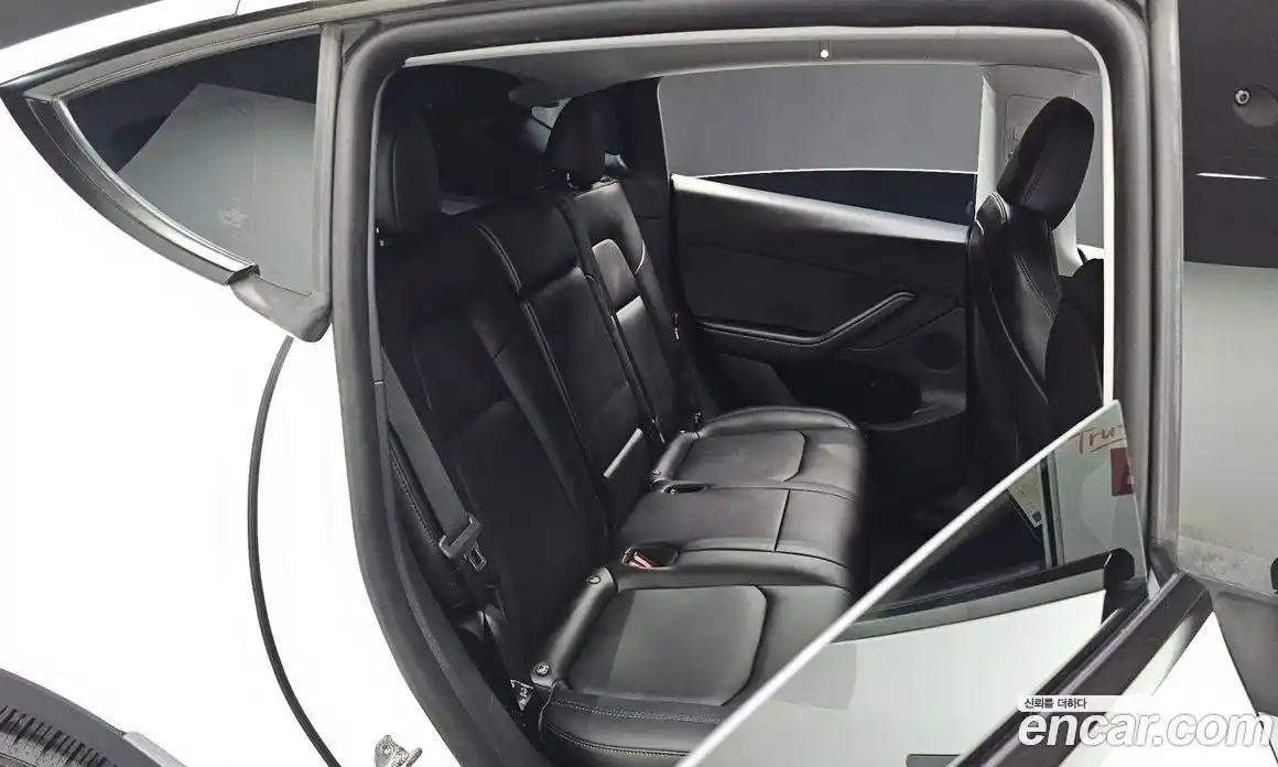 Tesla Model Y 2023 0.2 гидро, фото 15