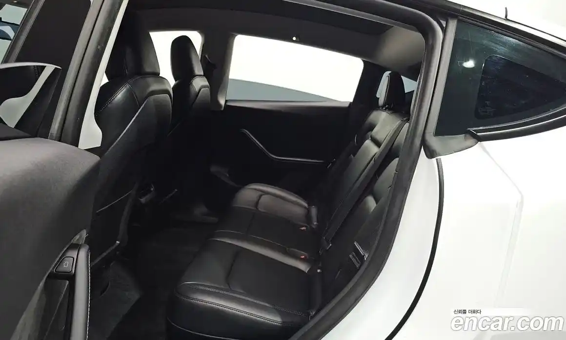Tesla Model Y 2023 0.2 гидро, фото 16