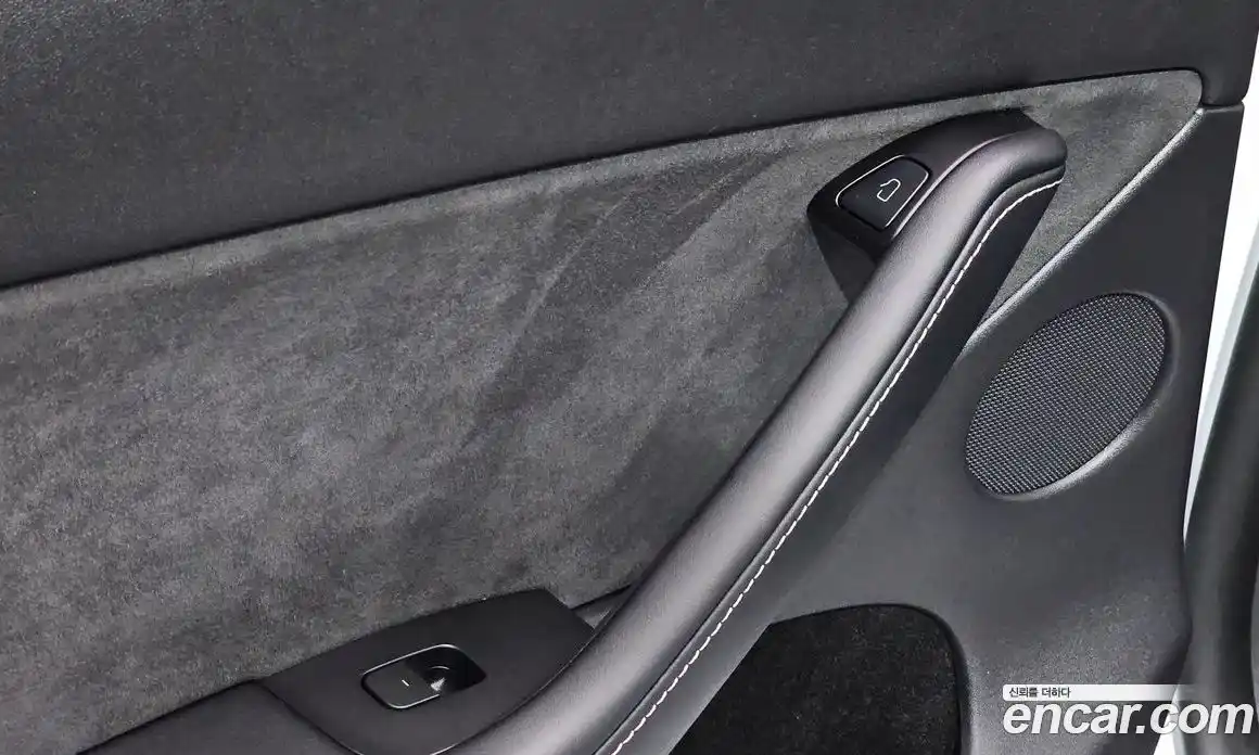 Tesla Model Y 2023 0.2 гидро, фото 28