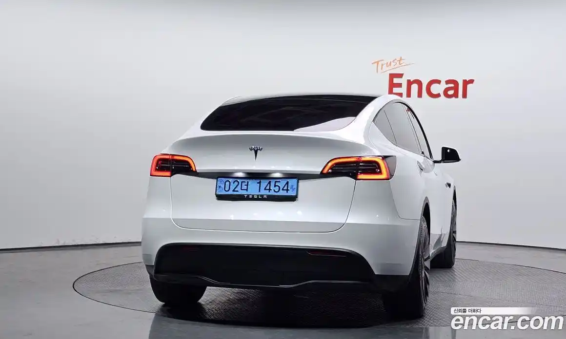 Tesla Model Y 2023 0.2 гидро, фото 3