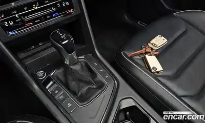 Volkswagen Tiguan 2022 2.0 гидро в Москве № 1765102, миниатюра 12