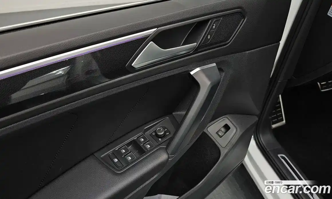 Volkswagen Tiguan 2022 2.0 гидро в Москве № 1765102, фото 14