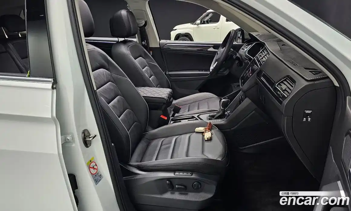 Volkswagen Tiguan 2022 2.0 гидро в Москве № 1765102, фото 16