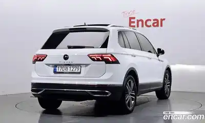 Volkswagen Tiguan 2022 2.0 гидро в Москве № 1765102, миниатюра 2