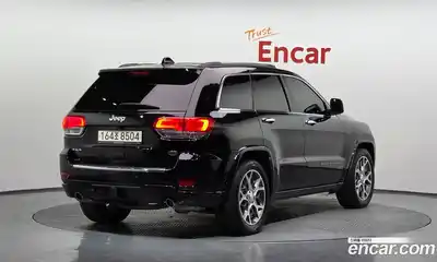 Jeep Cherokee 2021 3.6 гидро в Москве № 1765763, миниатюра 2