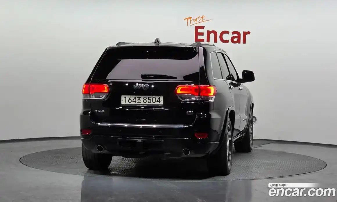 Jeep Cherokee 2021 3.6 гидро в Москве № 1765763, фото 4