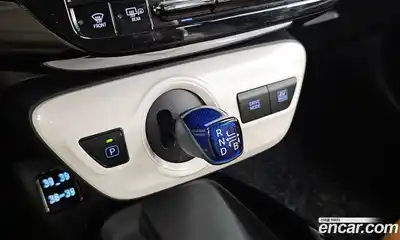 Toyota Prius 2017 1.8 гидро в Москве № 1766895, миниатюра 12