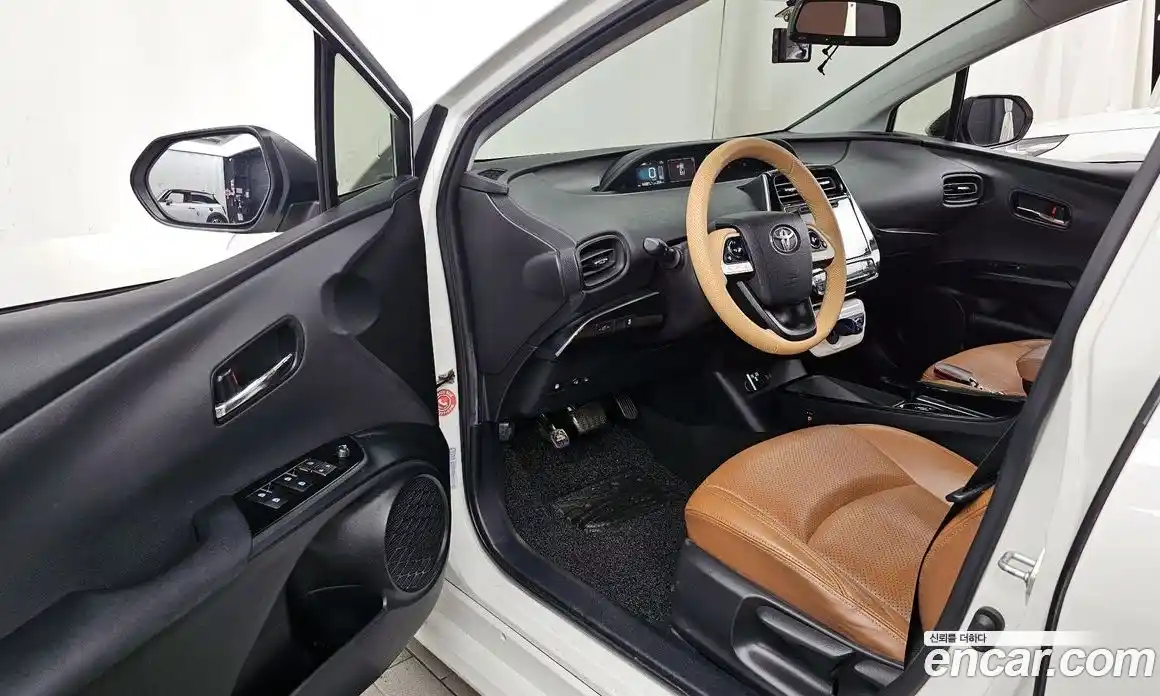 Toyota Prius 2017 1.8 гидро в Москве № 1766895, фото 13