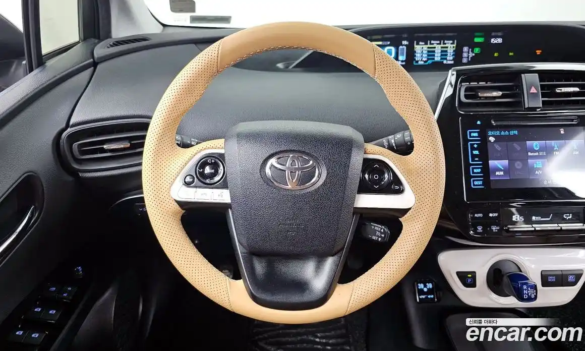 Toyota Prius 2017 1.8 гидро в Москве № 1766895, фото 19