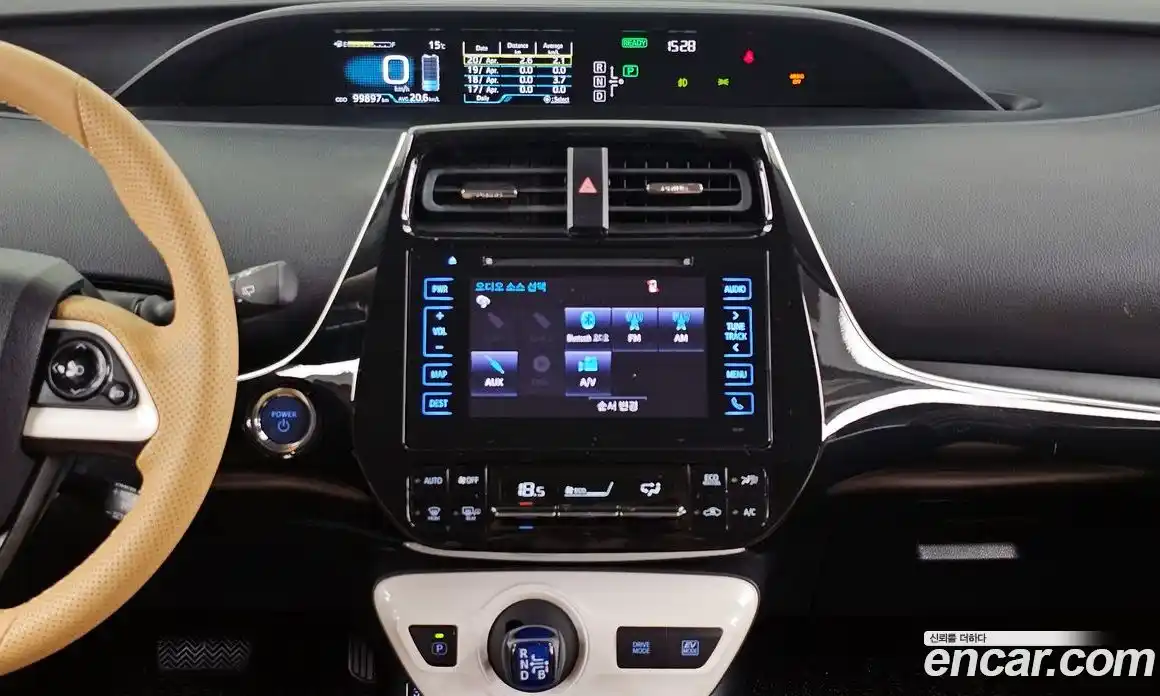 Toyota Prius 2017 1.8 гидро в Москве № 1766895, фото 20