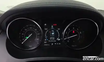 Jaguar E-Pace 2018 2.0 гидро в Москве № 1770332, миниатюра 11