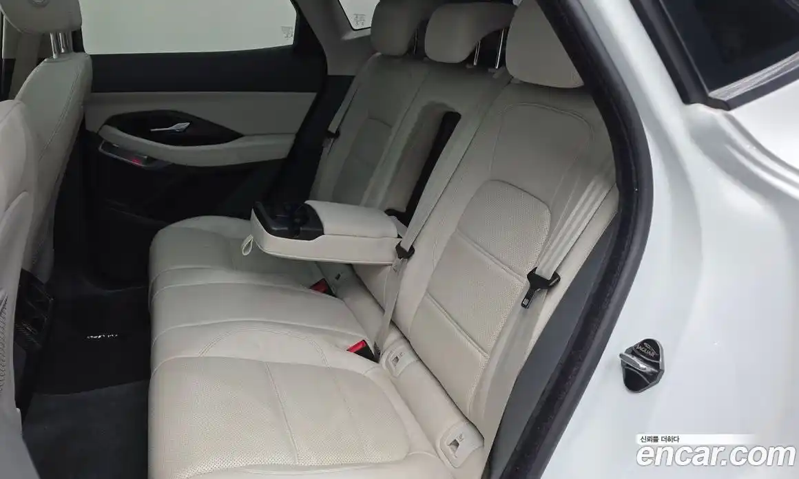 Jaguar E-Pace 2018 2.0 гидро в Москве № 1770332, фото 18