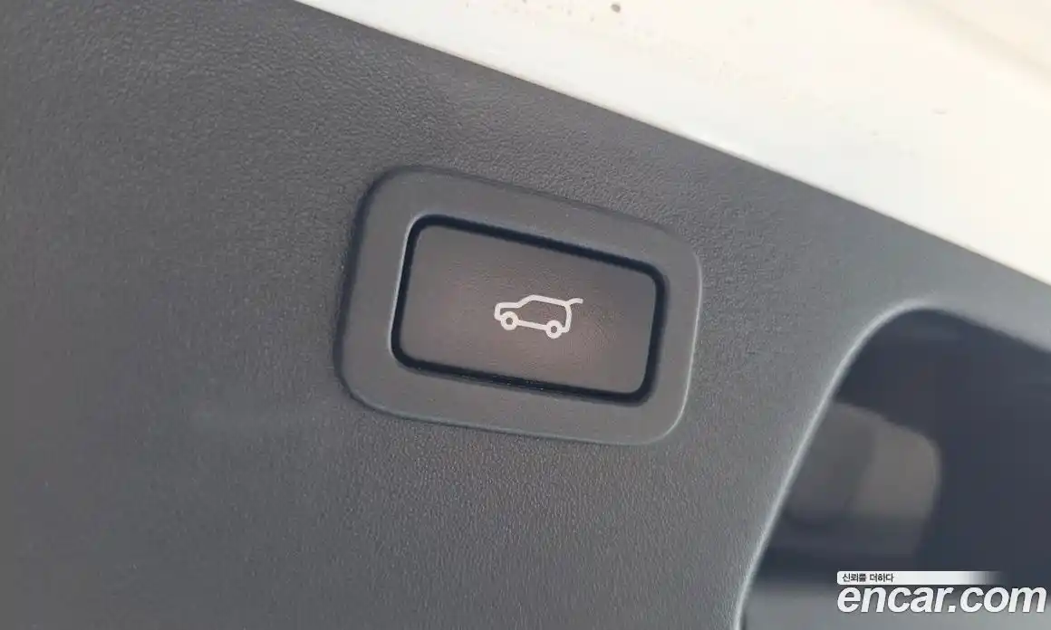 Jaguar E-Pace 2018 2.0 гидро в Москве № 1770332, фото 33