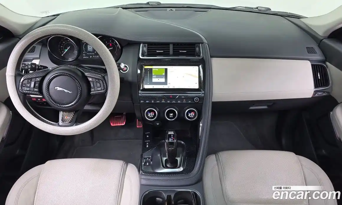 Jaguar E-Pace 2018 2.0 гидро в Москве № 1770332, фото 10