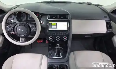 Jaguar E-Pace 2018 2.0 гидро в Москве № 1770332, миниатюра 10